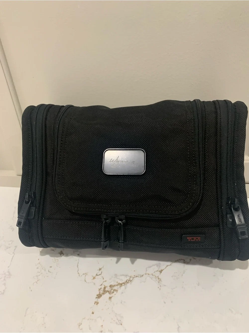TUMI Alpha Hanging Travel Kit Bag